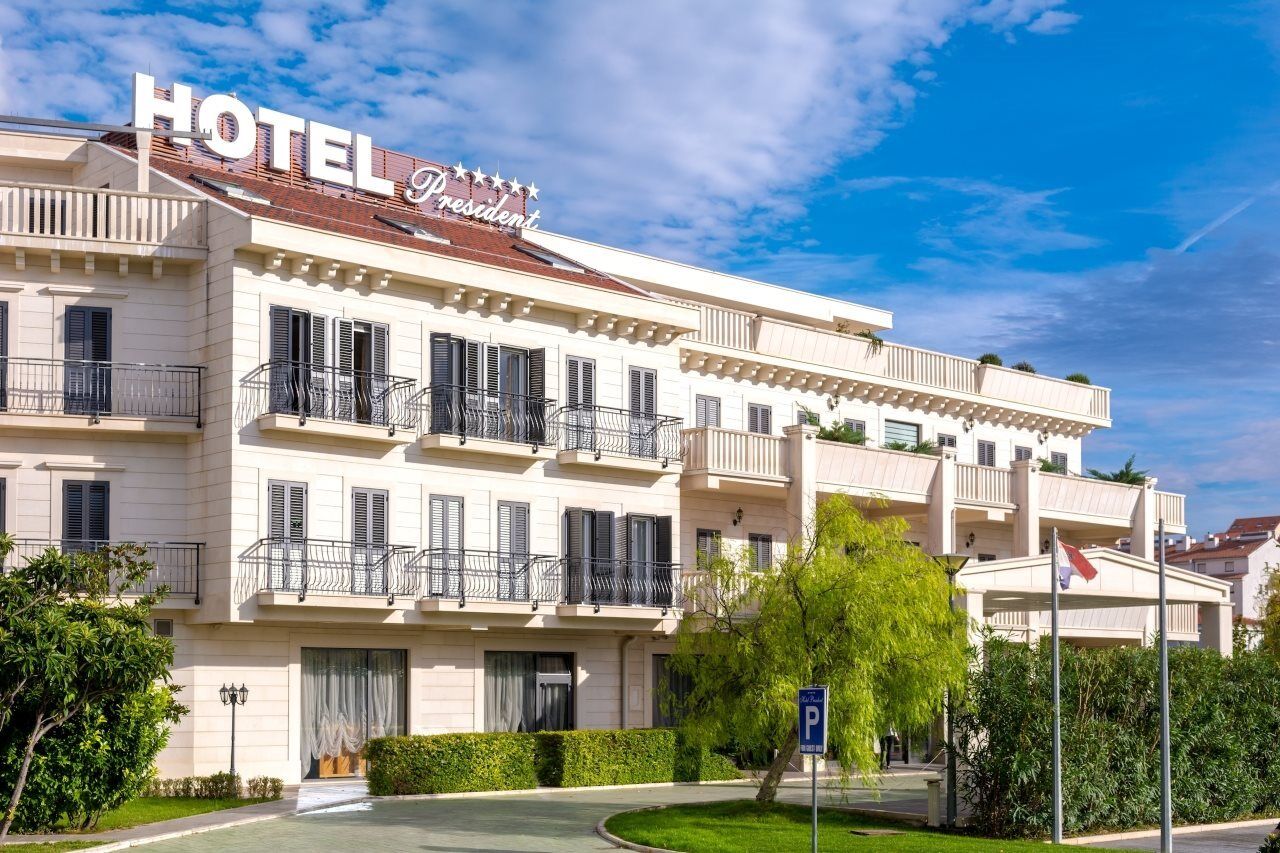 Palazzo President Hotel Split Exterior photo